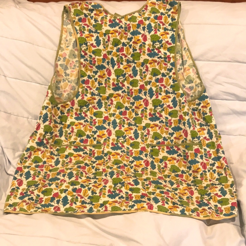 Homemade vintage Smock-Style Apron